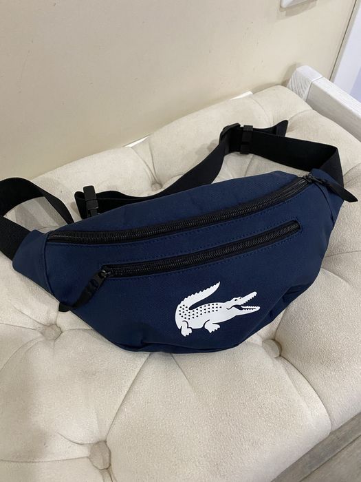 Lacoste сумка-бананка.