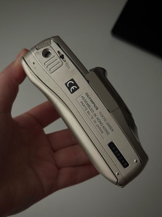 Плівковий фотоапарат Olympus mju Zoom 105 Weatherproof 38-105mm Japan