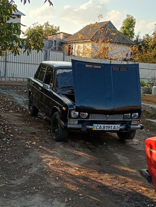 Машина ВАЗ 2106 тітани