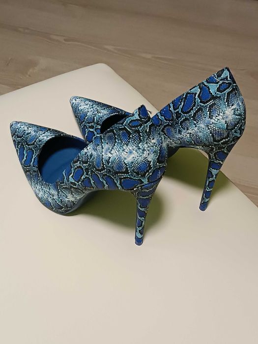 Buty damskie szpilki