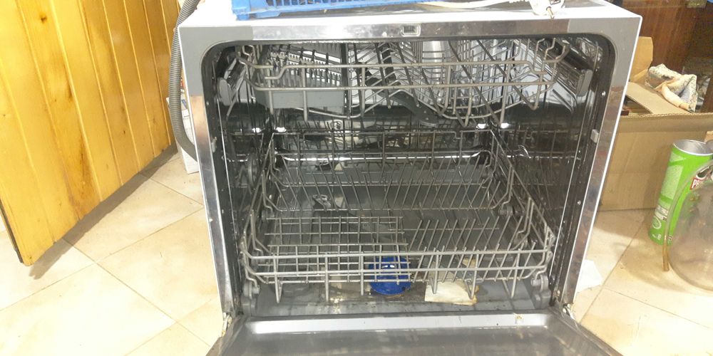 Посудомийна машина Toshiba, на запчастини або під ремонт