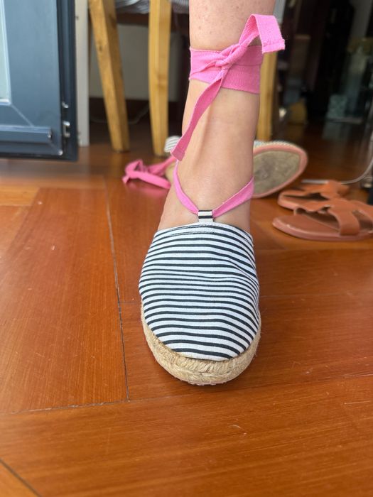 Sandálias GAP tamanho 37,5