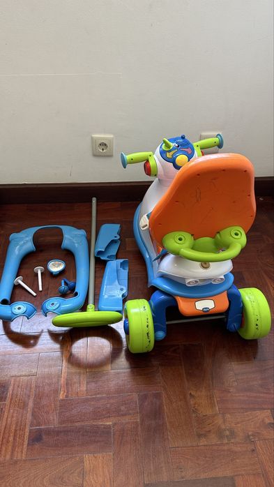 Andador chicco.