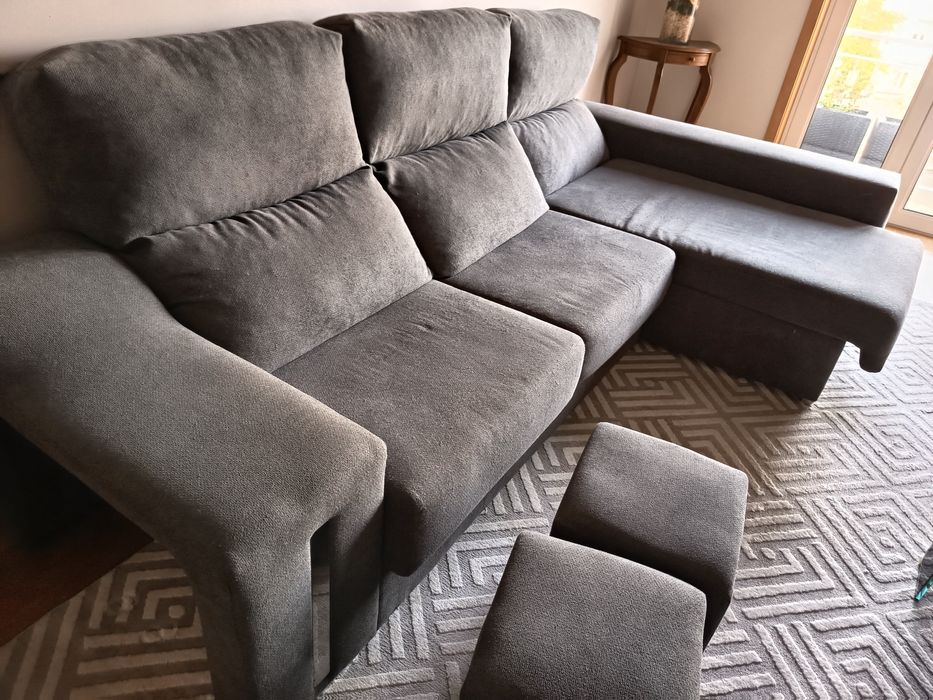 Vendo um sofá em ótimo estado de conservação