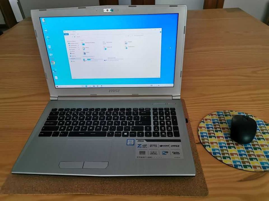 Portátil MSI i7-7700HQ + 8GB Ram + SSD M2 250GB Windows 10+Office
