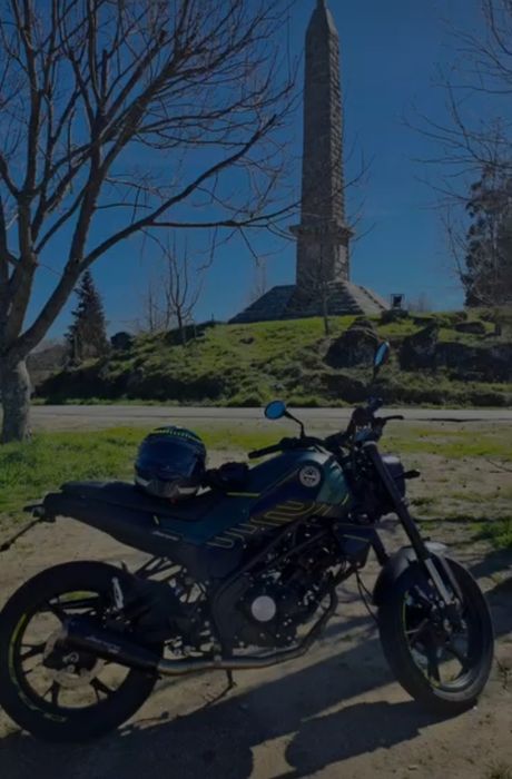Benelli Leoncino 125