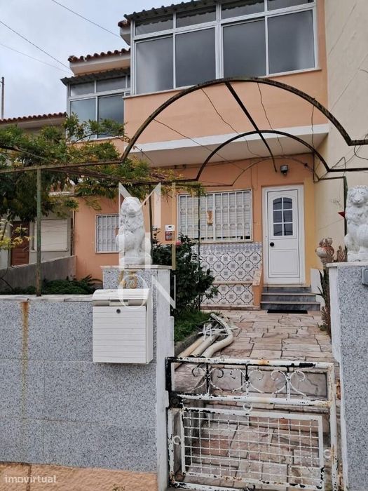 Moradia T3 em São Domingos de Rana