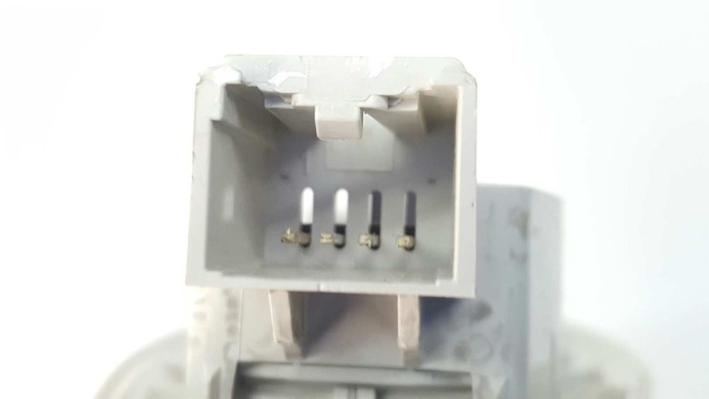 LUZ INTERIOR FORD FOCUS LIM. TREND +