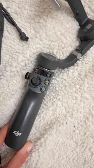 Gimbal stabilizator DJI Osmo Mobile 6