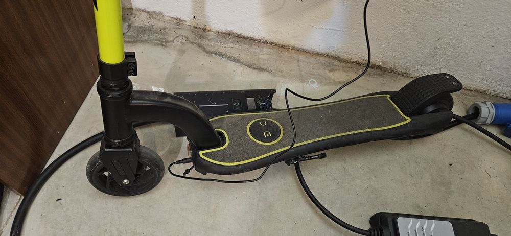 Vendo trotinete elétrica