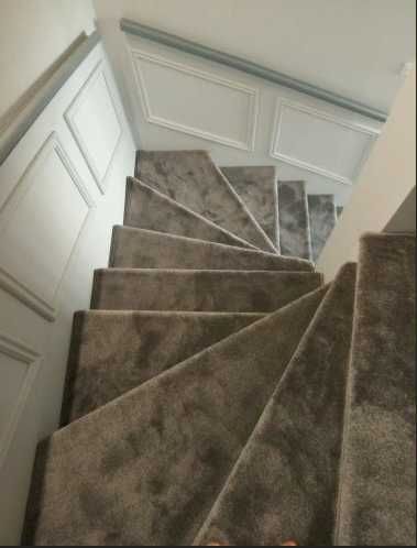 Dywaniki na schody na wymiar, nakładki, nastopniki