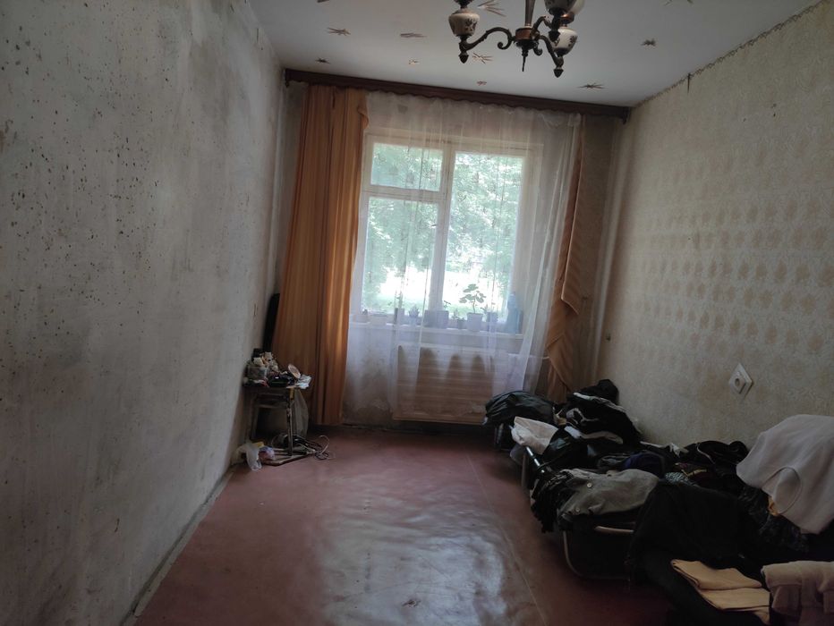 ПРОДАЮ 3-кім.Кв 63м2 Окремі Кімнати. 2балкони.Все поруч РинокТРЦ HOLLYWOOD, Вена