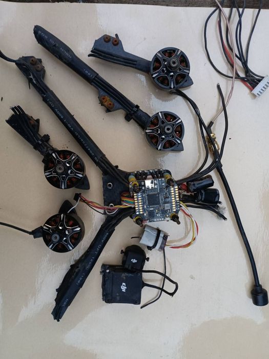 Прийму в дар запчасти до іPV дронів на зборку військовим