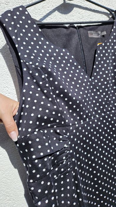 Nowa sukienka midi w grochy roz 46-48