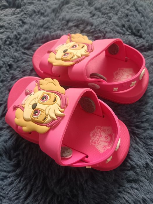 Klapki a'la crocs, klapki basenowe CCC 21