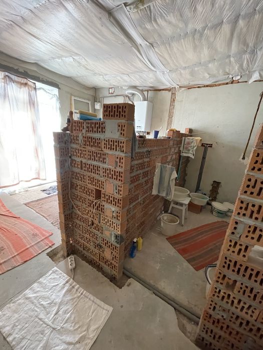 Продаж 2х к квартири з правом власності і початковим ремонтом Львів!