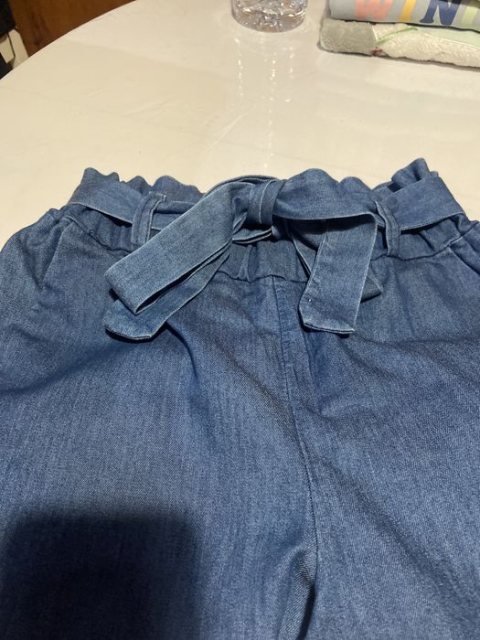 Calças variadas cada 2€