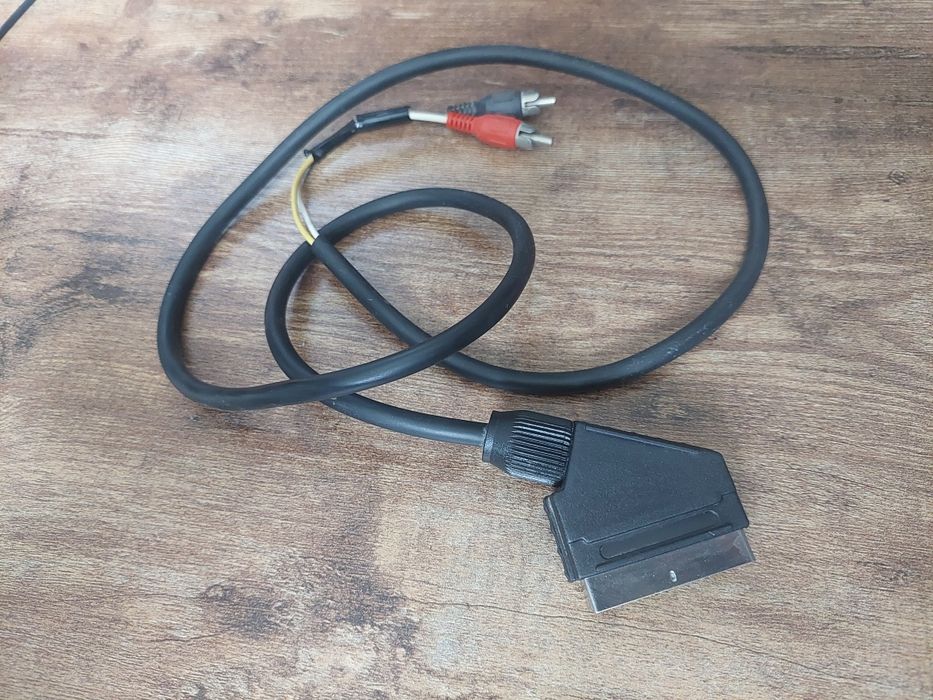 SCART do RCA kabel