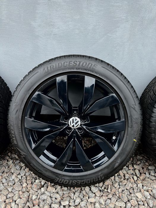 Диски Volkswagen Touareg R20 колеса Туарег 285/45/20