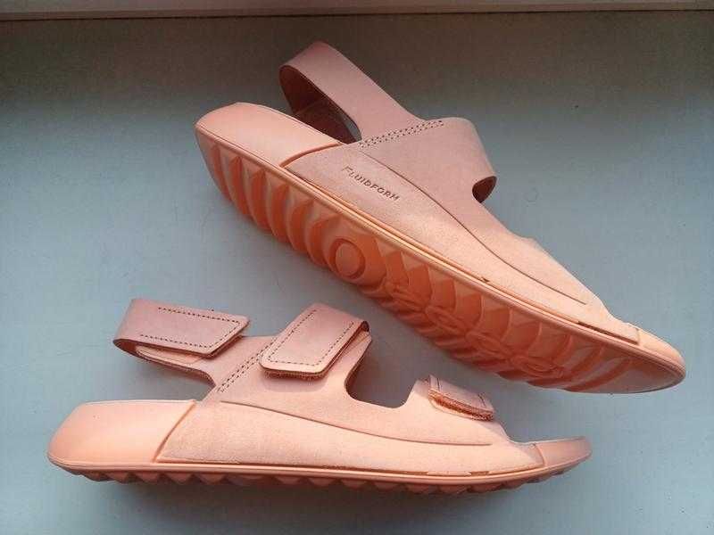 Босоніжки ECCO Cozmo розміри 32,37,38,40 Оригінал