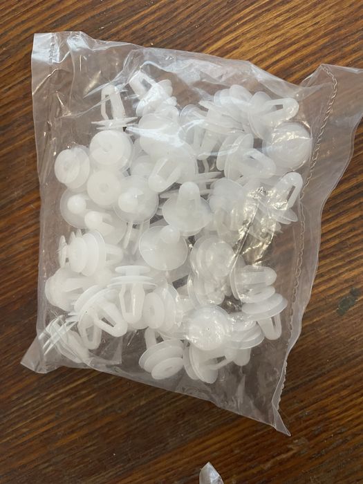 Клипсы Клипса для обшивок панелей 9мм