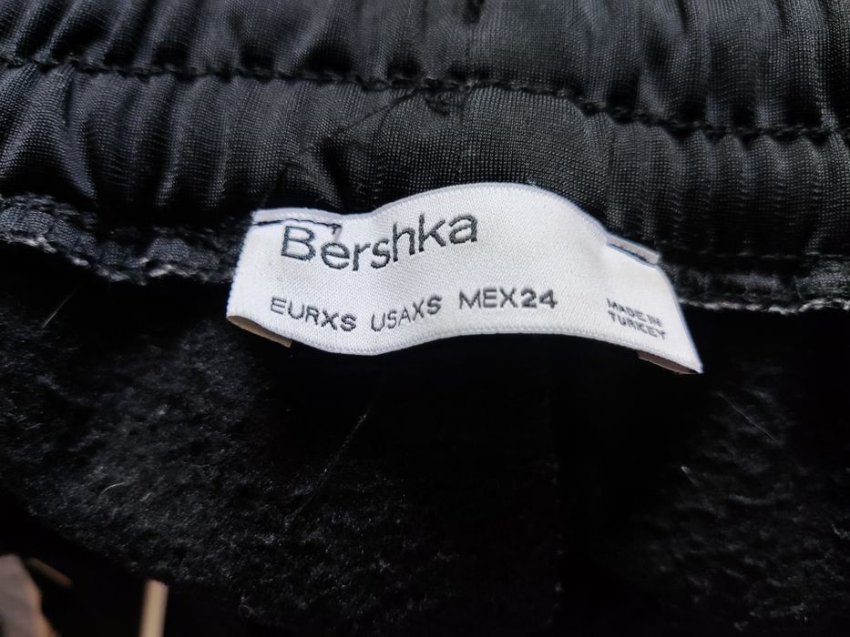 Calça Bershka fato treino