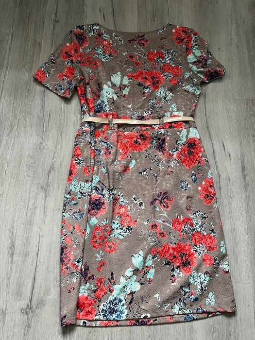 Sukienka w maki Exclusive