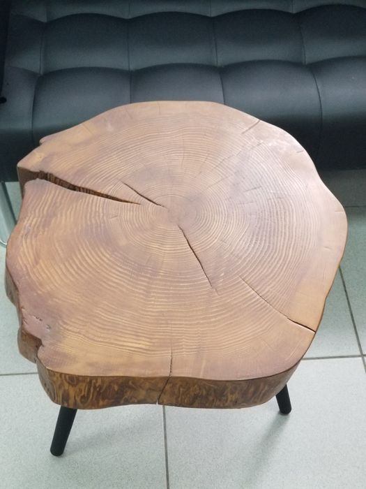 Ексклюзивний столик з хвої ( Ручна робота)
