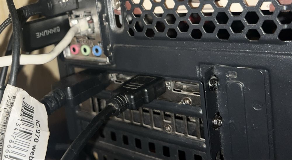 Обменяю свою rx7600 8gb