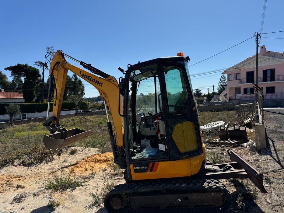 Aluguer de mini giratórias