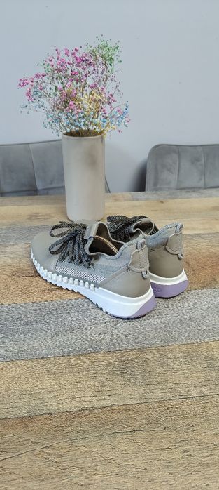 Buty damskie sportowe Ecco Zipflex Low rozmiar 40 wkładka 25,5 cm