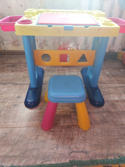 Детский игровой  стол для творчества