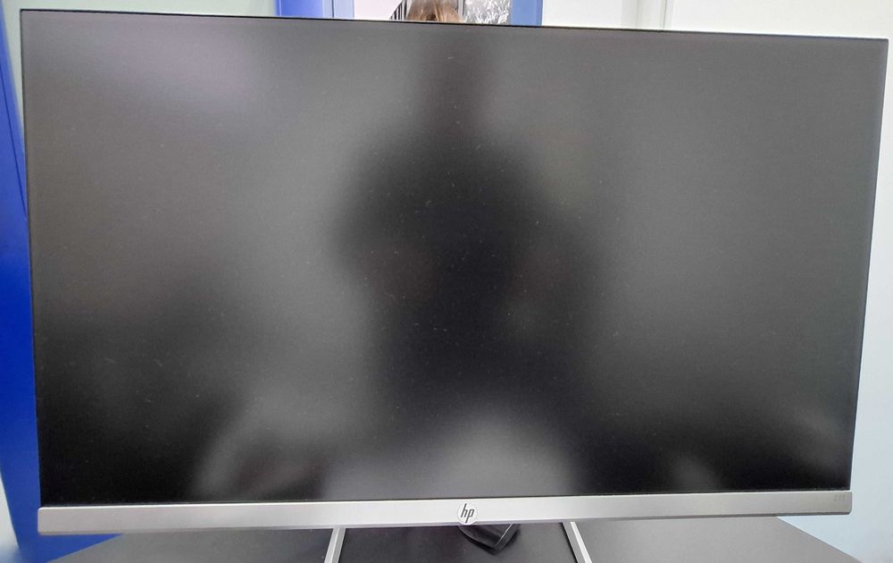 Monitor HP 27 polegadas.