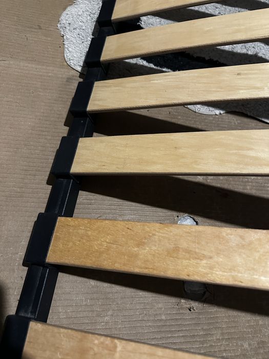 Каркас під матрац на ніжках, ламелі, каркас ламельний 140*200