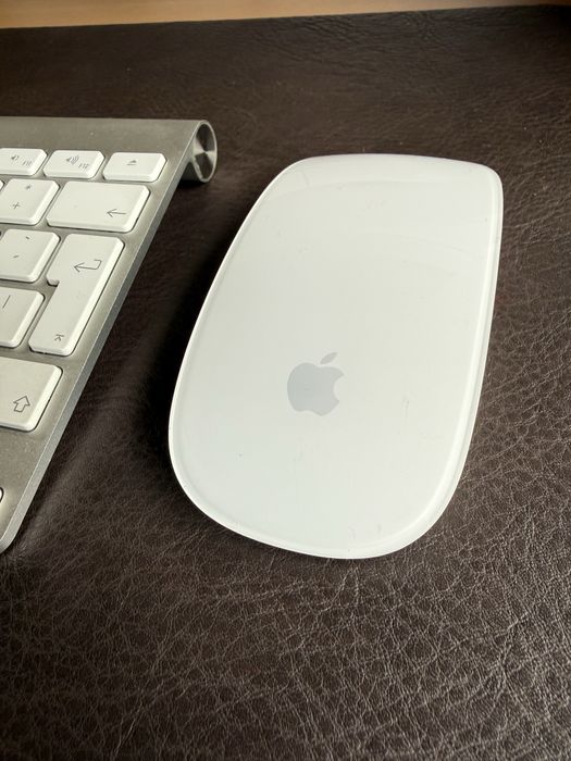 IMac   21,5 polegadas meados 2014 e 500 GB  Como Novo