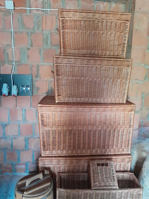 Kosz brudniak  z wikliny na zam