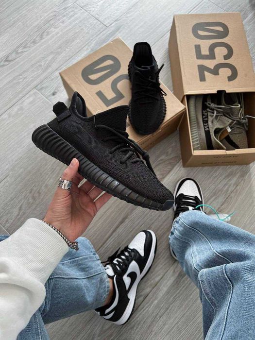 Кросівки Adidas Yeezy Boost 350 Onyx Luxury