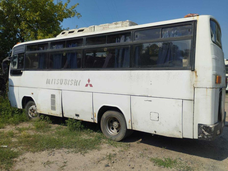 автобус Mitsubishi Prestij