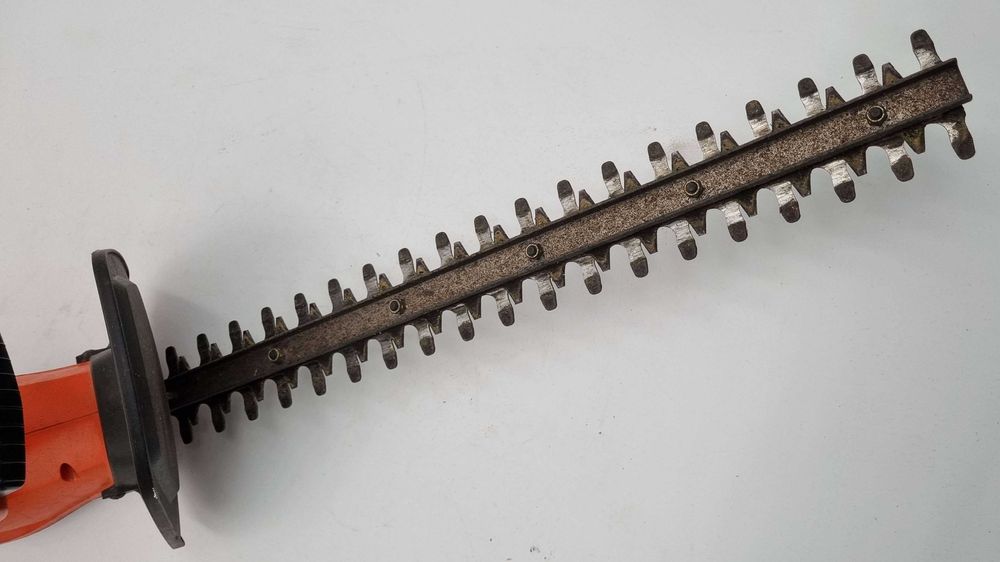 Nożyce Do Żywopłotu BLACK DECKER GT4245