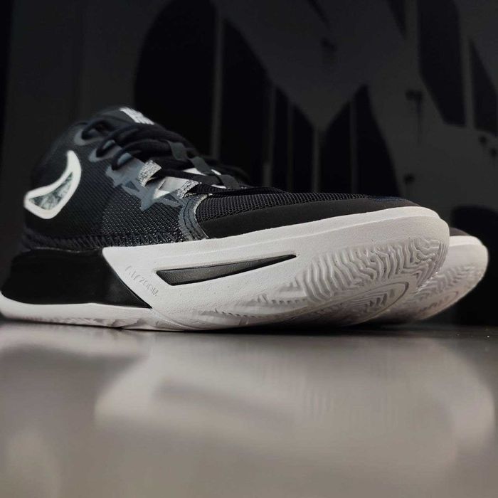 Harga nike kyrie flytrap online