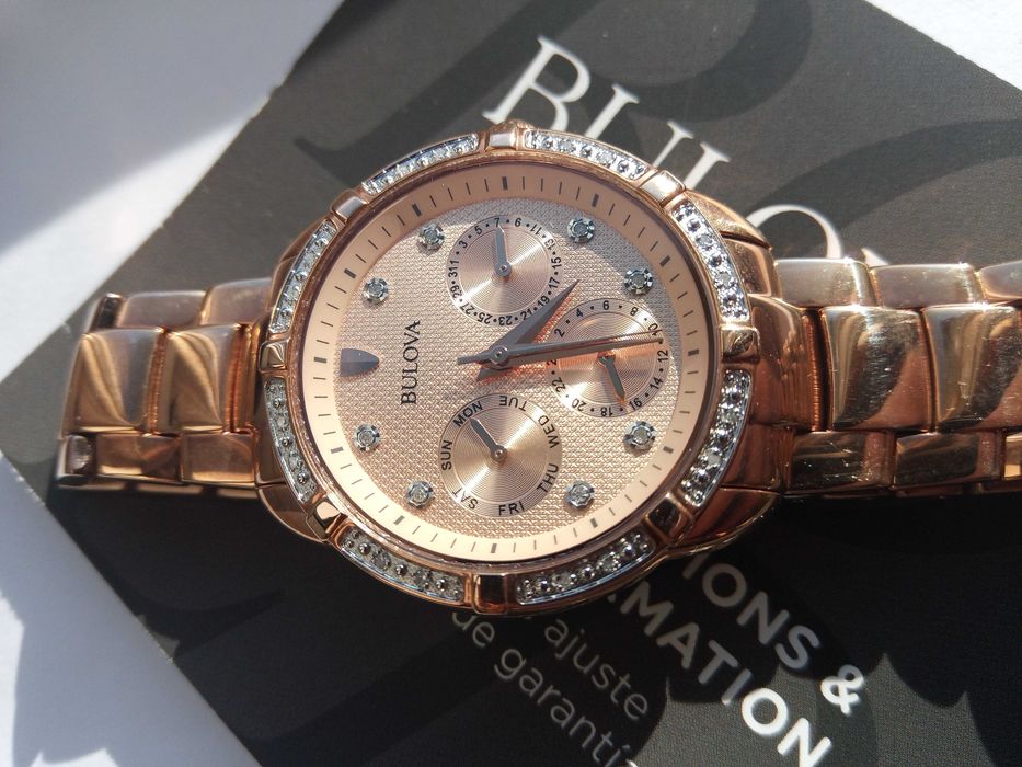 Шикарные женские часы Bulova 98R178 с 24 бриллиантами, РРЦ $550