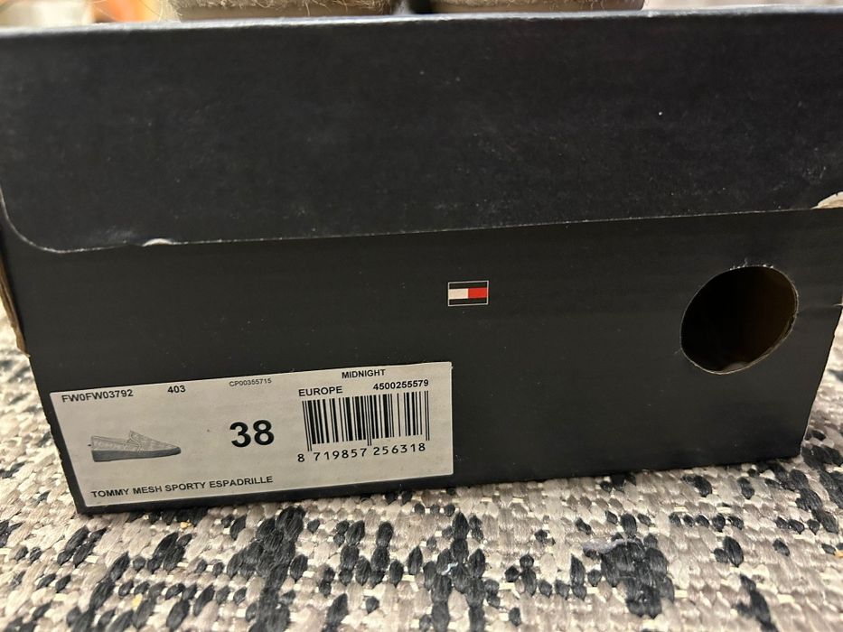 Espadryle tommy hilfiger na koturnie, r.38
