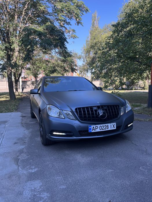Mersedes 212 exclusive black edition