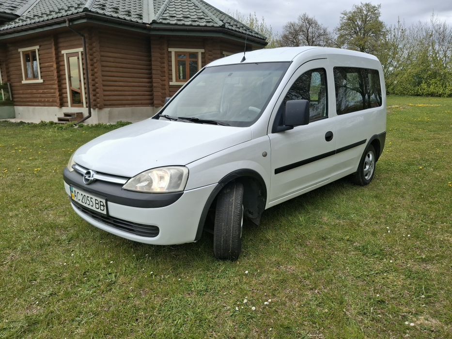 Продам Комбо 2005р.1.3 дизель