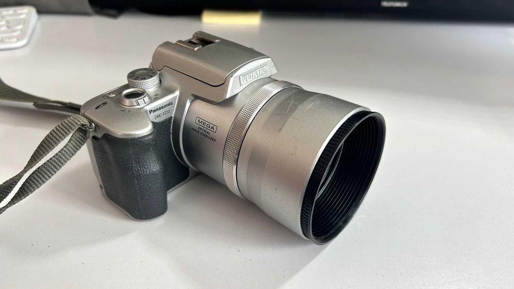 Panasonic DMC-FZ23 シルバー panasonic lumix dmc fz - купити фототехніку, відеотехніку - Ціна