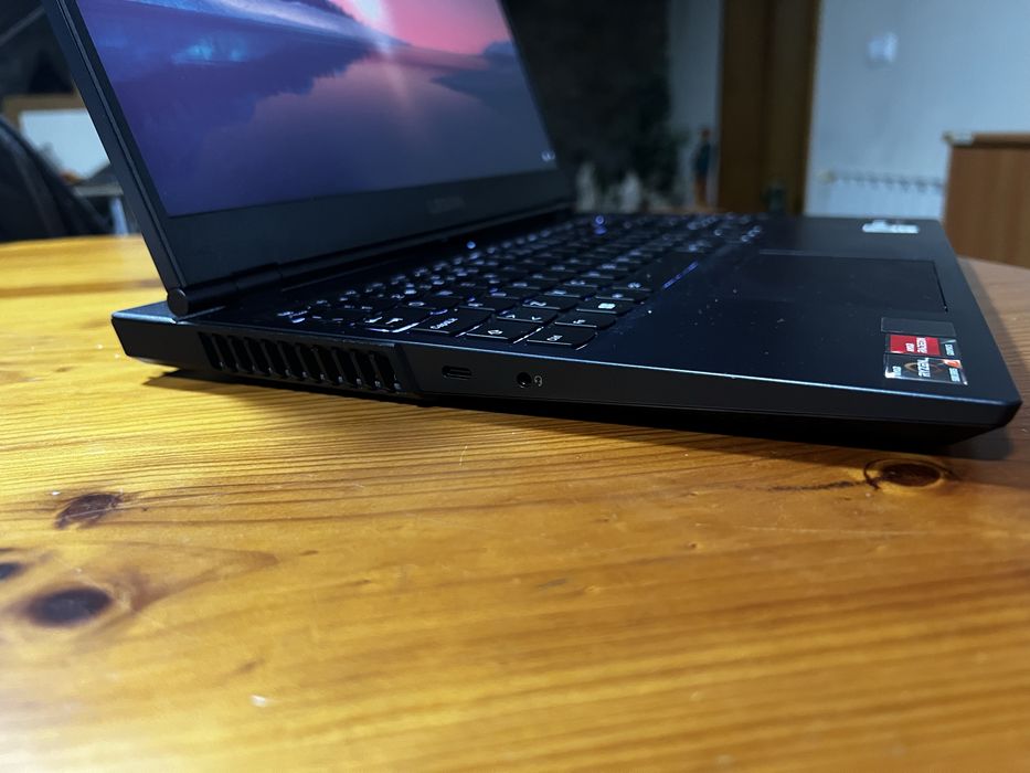 Lenovo Legion 5 (Ryzen 7 5800H, 16Gb Ram, RTX3060, etc.)