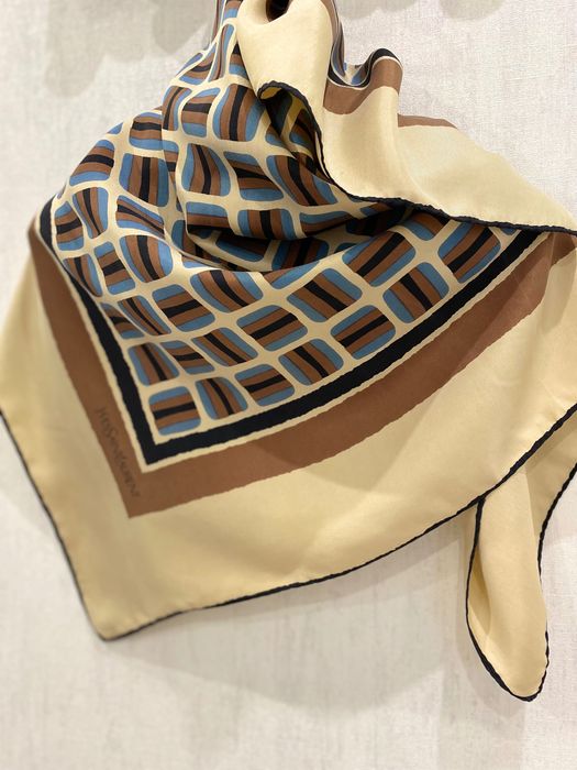 Шовковий платок Yves Saint Laurent  оригінал