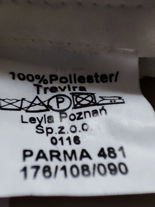 Sprzedam garnitur męski.