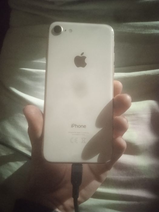 iPhone 8 на 256 ГБ
