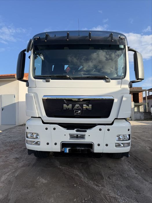 Man TGS480 com grua de 22M e bascula